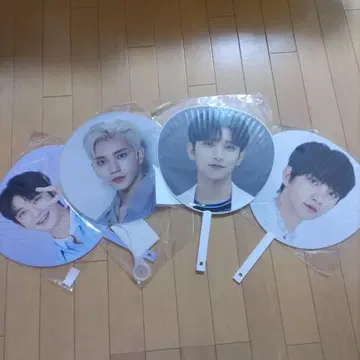SEVENTEEN 조슈아 부채 4개 묶음 판매