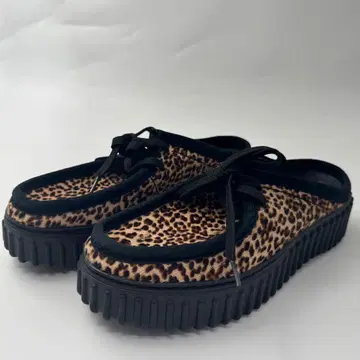 Clarks 클락스 토힐 뮬 사보 샌들 송치 (24cm)