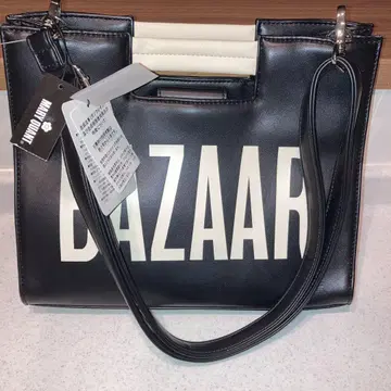 거의 새상품 마리콴트 BAZAAR 숄더백 블랙