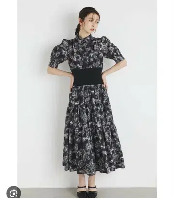 rienda 멀티 패턴 티어드 SH OP 패턴 블랙