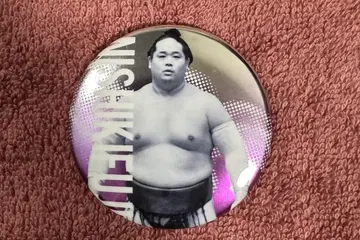 니시키 후지 스모 캔뱃지