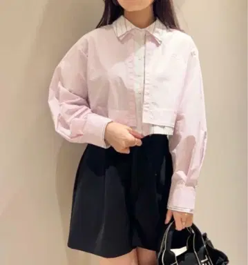 완판템! SNIDEL Sustainable 레이어드 크롭 셔츠