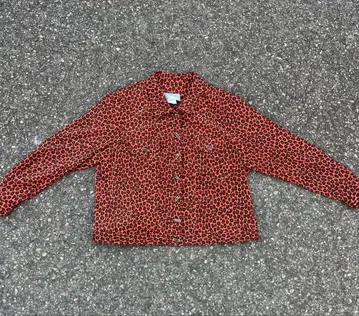 레오파드 무늬 긴팔 셔츠 크롭 기장 유로 빈티지 80s