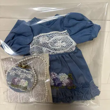 파올라레이나 파올라인형 작가님 아웃핏