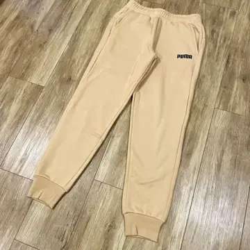 [ 미사용 새상품 ] PUMA 베이지 스웨트 팬츠