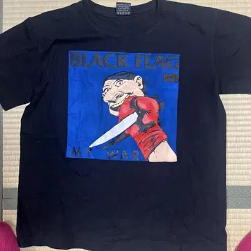 BLACK FLAG 그래픽 티셔츠