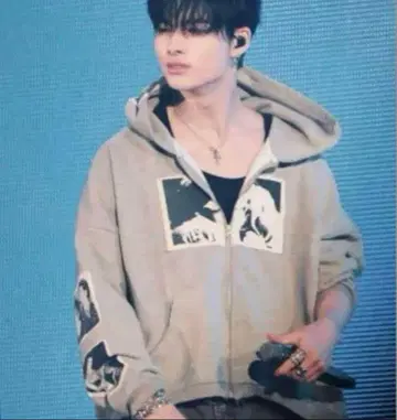 bastard 후드티 ENHYPEN NI-KI 에나이픈 니키 착용