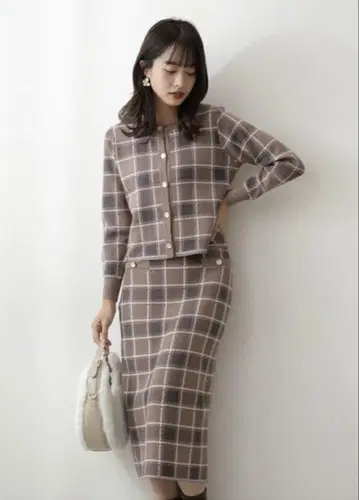 프로포션 바디 드레싱 체크 자카드 셋업 브라운