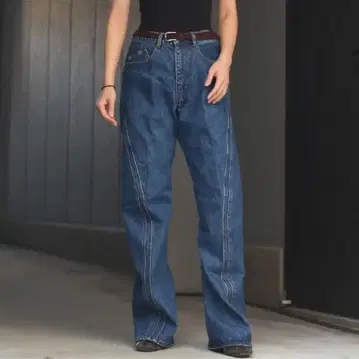 NVRFGT 3D Twisted Jeans