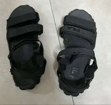 FILA 블랙 스포츠 샌들