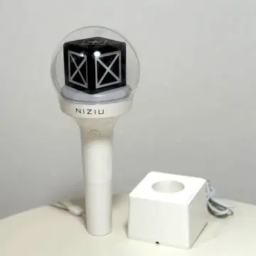 NiziU 응원봉