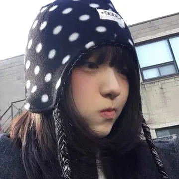 AEAE EARFLAP BEANIE 니트 모자