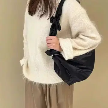 COS HITCH 숄더백 나일론