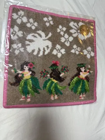 미개봉 새상품 라브러리 바이 페이 마나마나 베이지 손수건 완판