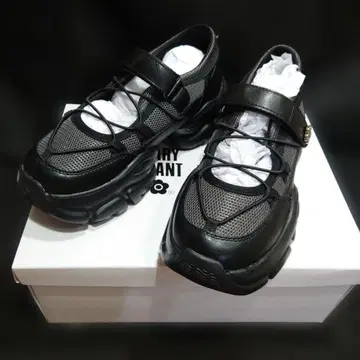 MARY QUANT 크로스코드 발레 스니커즈 그레이 23cm 새상품