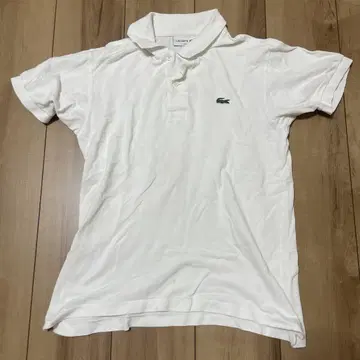 LACOSTE 클래식 핏 피케 셔츠 화이트