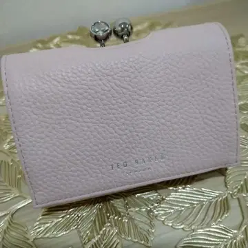 TED BAKER 3단 폴더형 가마구치 지갑