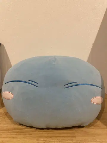 전생했더니 슬라임이었던 건에 대하여  거의 실물 크기 슬라임 전슬라