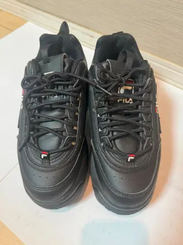 FILA 휠라 블랙 통굽 스니커즈 22.5cm 새상품급 박스 없음