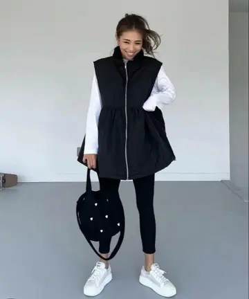 CHERI 프리 사이즈 블랙 베스트