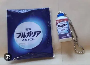 불가리 마시는 요구르트 미니어처 참