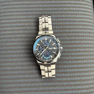 CASIO EDIFICE 크로노그래프 시계