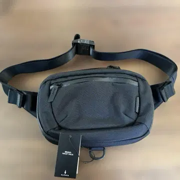 ALPAKA BRAVO WAIST PACK 블랙