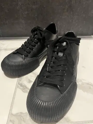ZUCCA 사이즈 S (23cm) 블랙 스니커즈 리브 밑창 타입