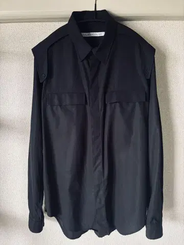 새상품급 21AW MILITARY SHIRT