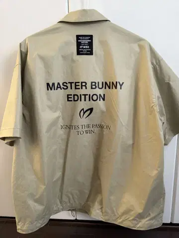 MASTER BUNNY EDITION 나일론 자켓