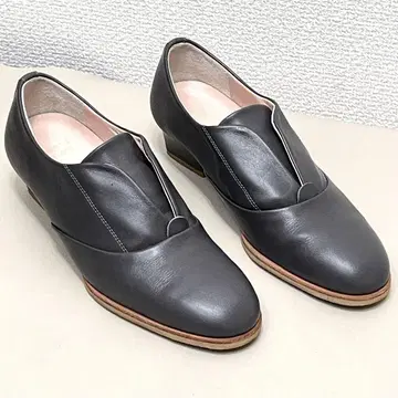 [ 고품질 ] toe style works 가죽 로퍼 그레이 22cm