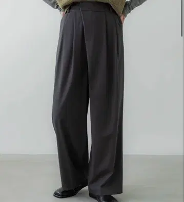crewre 비대칭 투 턱 팬츠 charcoalgray 사이즈 3