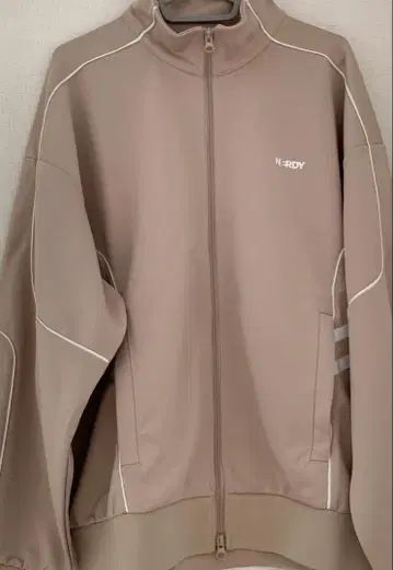 NERDY 저지 상의 베이지