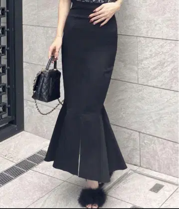 ROYAL PARTY 검 스트레치 머메이드 스커트