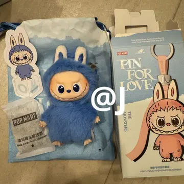 The monsters Pin for Love 4개 세트