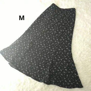 롱 플레어 스커트 M 미니 꽃무늬 블랙 허리밴딩 성숙 큐트