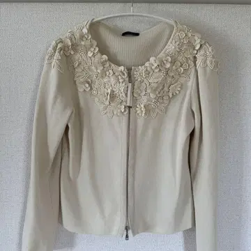 COTOO 크림색 긴팔 가디건