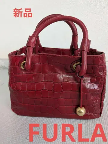 FURLA 빨간색 크로커다일풍 토트백