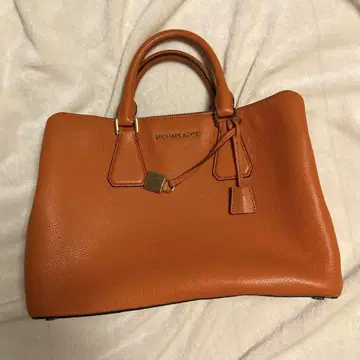 마이클코어스 MICHAEL KORS 오렌지 가죽 토트백
