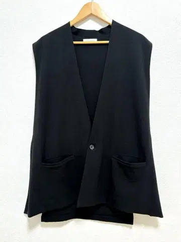 새상품급 안티카 patterntorso 베스트 슬릿 지레 블랙
