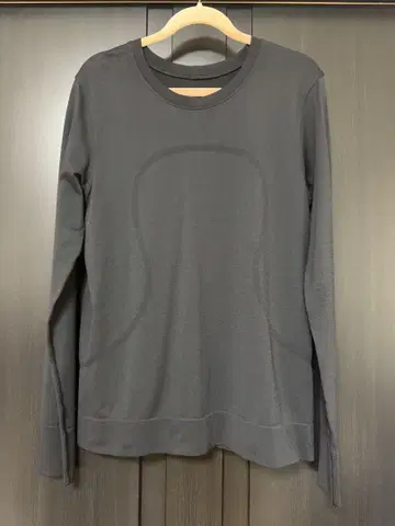 [ 미사용 ] 룰루레몬 긴팔 블랙 lululemon
