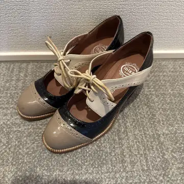 제프리 캠벨 옥스퍼드 펌프스 22.5cm