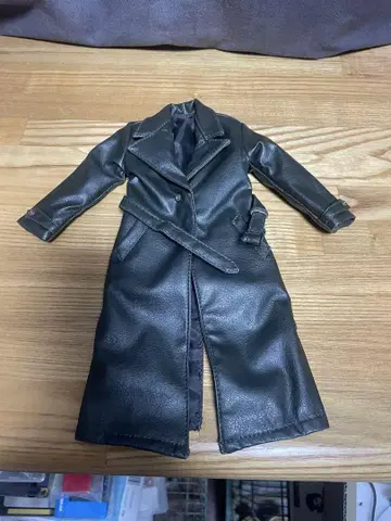 1/6 남성용 롱 코트
