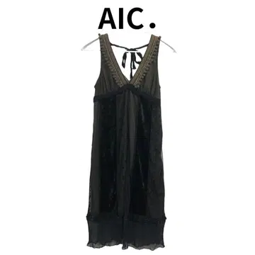 AIC. 에이아이씨 원피스 블랙 슬리브리스 V넥 여름