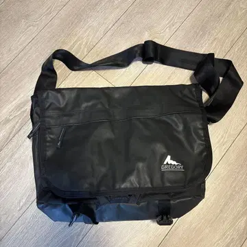 GREGORY 블랙 숄더백