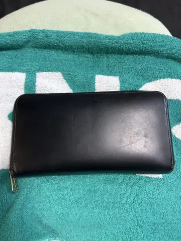 Paul Smith 블랙 가죽 장지갑