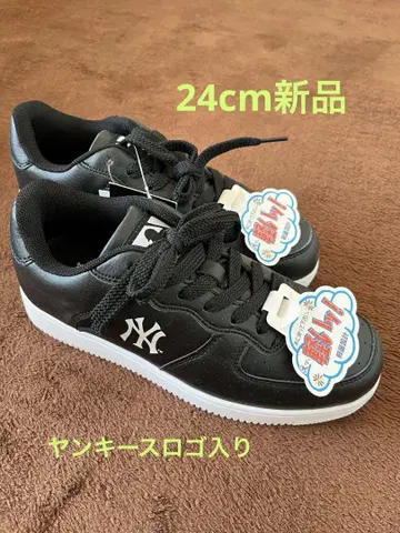 뉴욕 양키스 블랙 스니커즈