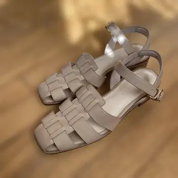 구르카 샌들 유나이티드 애로우즈 새상품