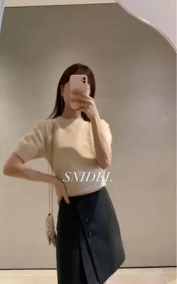 SNIDEL 폭스 캐시미어 하프 슬리브 풀오버
