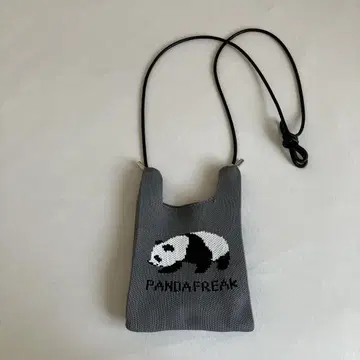 PANDAFREAK 그레이 니트 토트백